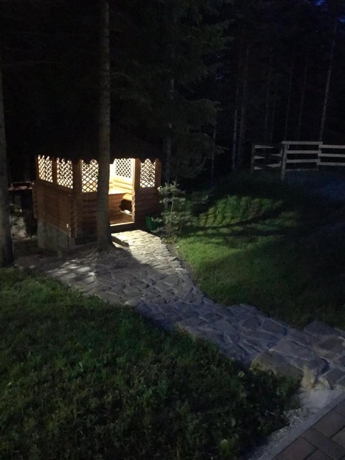 Вилла Ялинка Мигово Экстерьер фото